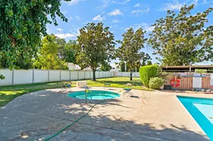 1218 E Cleveland Ave, Madera, CA 93638 - Photo 3