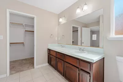 702 Montecito Court, Lemoore, CA 93245 - Photo 39
