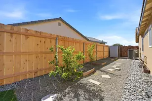 702 Montecito Ct, Lemoore, CA 93245 - Photo 43