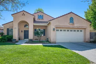 2381 E Christopher Dr, Fresno, CA 93720 - Photo 3