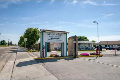 1701 Dinuba Avenue #40, Selma, CA 93662 - Photo 39
