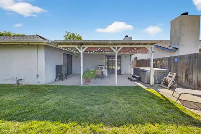 8219 N San Pablo Avenue, Fresno, CA 93711 - Photo 33