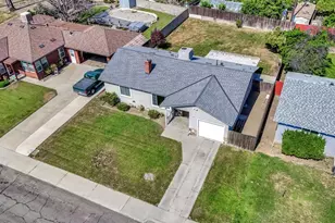 4033 E Brentwood Ave, Fresno, CA 93703 - Photo 27