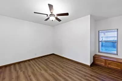 22 N Bliss, Clovis, CA 93611 - Photo 9
