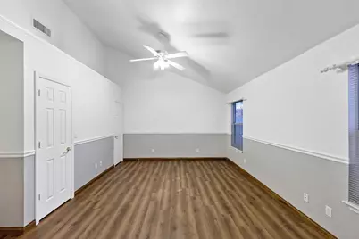22 N Bliss, Clovis, CA 93611 - Photo 13