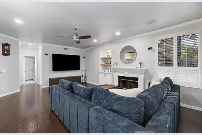 10340 N Sinclair Circle, Fresno, CA 93730 - Photo 21