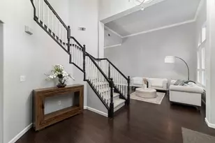 10340 N Sinclair Cir, Fresno, CA 93730 - Photo 9