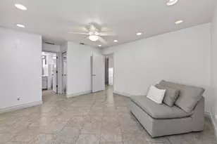 2788 W Bluff Ave, Fresno, CA 93711 - Photo 23