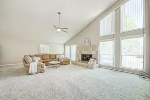 12235 N Willow Ave, Clovis, CA 93619 - Photo 9