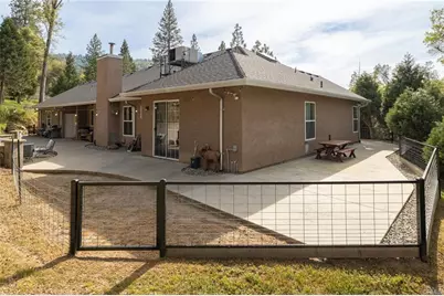 36919 Deer Path Circle, Coarsegold, CA 93614 - Photo 15