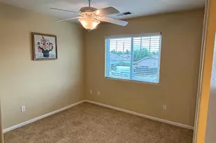 5586 E Atchison St, Fresno, CA 93727 - Photo 39