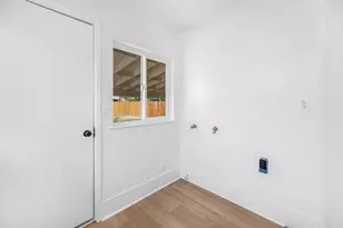 939 N Safford Ave, Fresno, CA 93728 - Photo 17