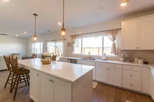 951 Kelso Ave, Clovis, CA 93619 - Photo 5