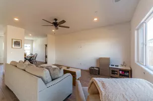 951 Kelso Ave, Clovis, CA 93619 - Photo 9