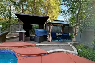 2555 W Bluff Ave, Fresno, CA 93711 - Photo 39