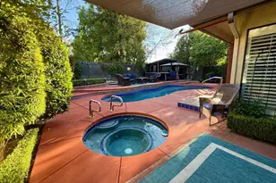 2555 W Bluff Ave, Fresno, CA 93711 - Photo 37