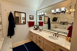 2555 W Bluff Ave, Fresno, CA 93711 - Photo 27