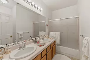 8613 N Whitney Ave, Fresno, CA 93720 - Photo 15