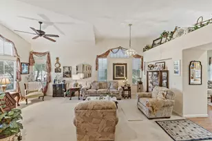 8613 N Whitney Ave, Fresno, CA 93720 - Photo 11