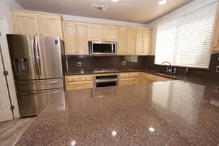 5919 W Chennault Ave, Fresno, CA 93722 - Photo 23