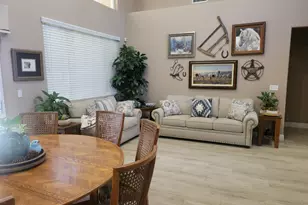 5919 W Chennault Ave, Fresno, CA 93722 - Photo 9