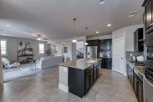 1813 N Paddington Ln, Clovis, CA 93619 - Photo 15