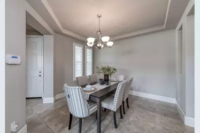 1813 N Paddington Lane, Clovis, CA 93619 - Photo 9