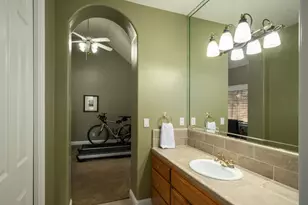 3386 E Via Monte Verdi Ave, Clovis, CA 93619 - Photo 33
