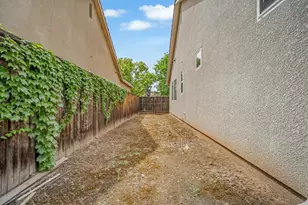 6126 W Los Altos Ave, Fresno, CA 93722 - Photo 33