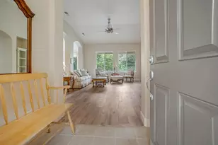6126 W Los Altos Ave, Fresno, CA 93722 - Photo 5
