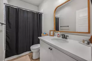 619 Wood Crest Ave, Madera, CA 93636 - Photo 17