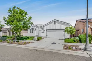 619 Wood Crest Ave, Madera, CA 93636 - Photo 3