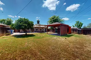 1014 W Andrews Ave, Fresno, CA 93705 - Photo 13