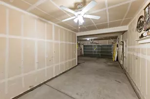 3046 Indianapolis Ave, Clovis, CA 93619 - Photo 27