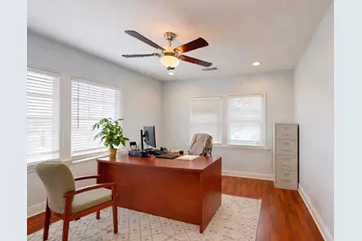 400 W Yosemite Avenue, Madera, CA 93637 - Photo 13