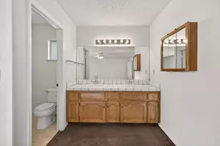 3392 N Forestiere Ave, Fresno, CA 93722 - Photo 27