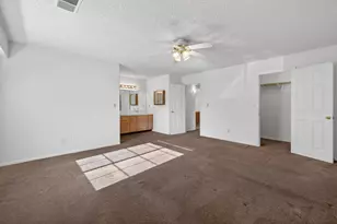 3392 N Forestiere Ave, Fresno, CA 93722 - Photo 25