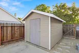 852 N Cherry Ln, Clovis, CA 93611 - Photo 41