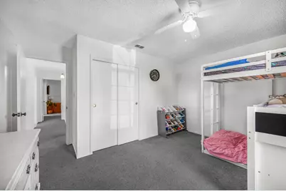 651 N Laverne Avenue, Fresno, CA 93727 - Photo 15