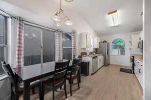 651 N Laverne Ave, Fresno, CA 93727 - Photo 11
