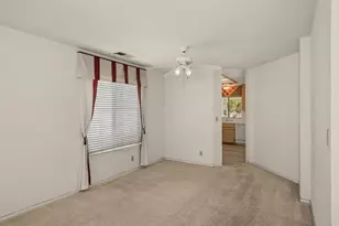 2313 Palo Alto Ave, Clovis, CA 93611 - Photo 9