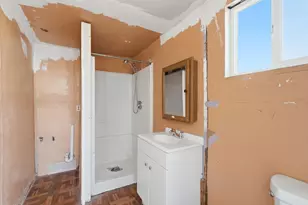 2486 S 10th St, Fresno, CA 93725 - Photo 25