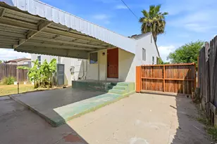 2486 S 10th St, Fresno, CA 93725 - Photo 21