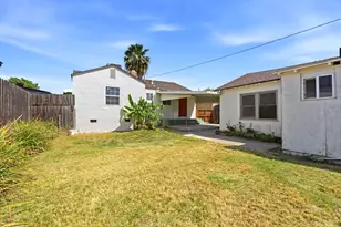 2486 S 10th St, Fresno, CA 93725 - Photo 23