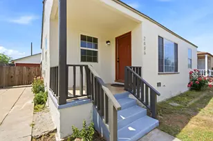 2486 S 10th St, Fresno, CA 93725 - Photo 27