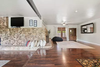 5308 E Mount Whitney Avenue, Laton, CA 93242 - Photo 9