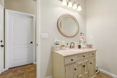 5308 E Mount Whitney Avenue, Laton, CA 93242 - Photo 27
