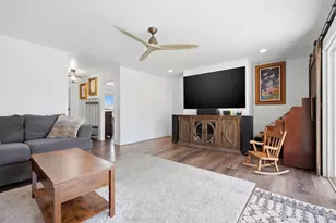 365 E Sycamore Dr, Hanford, CA 93230 - Photo 13