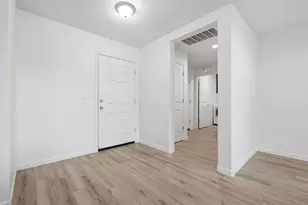 2198 W Ambassador Wy, Hanford, CA 93230 - Photo 7