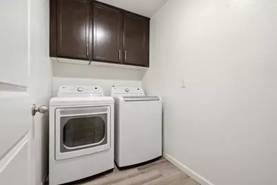 2198 W Ambassador Way, Hanford, CA 93230 - Photo 21